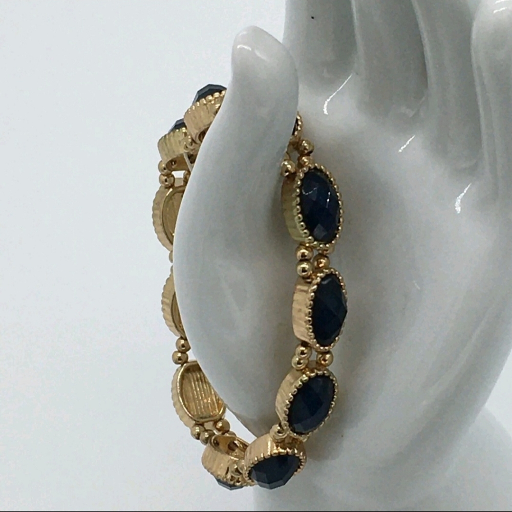 Charming Charlie Stretch Bracelet – Blue Faceted Acrylic Cabochons & Gold Tone